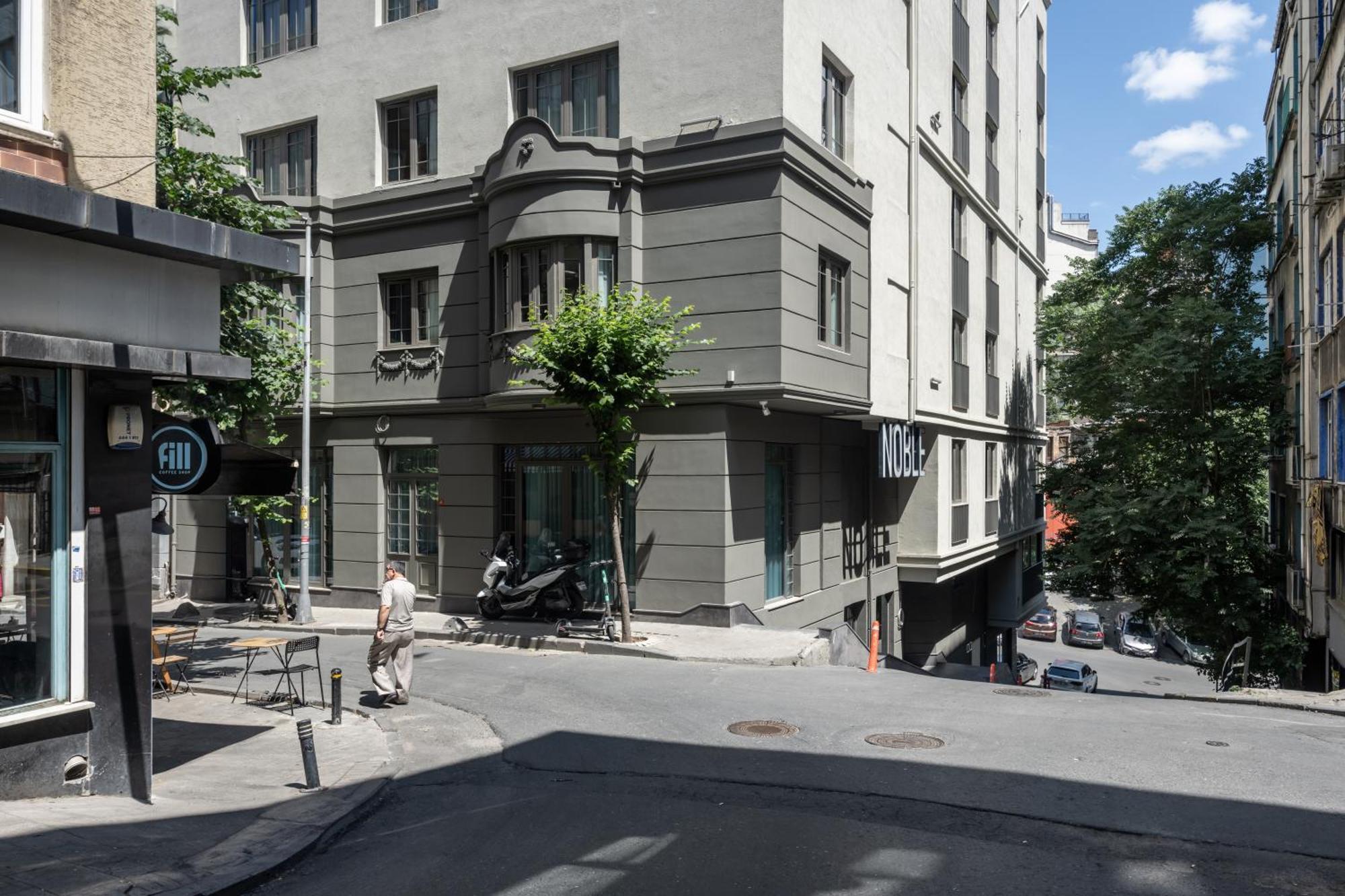 Noble Pangalti Hotel Istanbul Exterior photo
